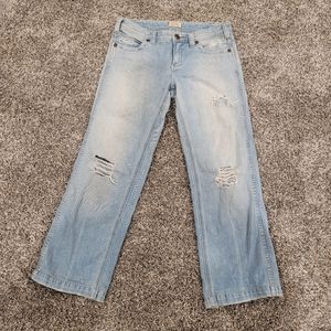 FREE PEOPLE Lightwash distressed jeans